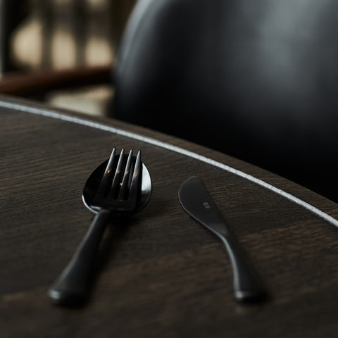 TABLE NOIR designed for Michelin-Restaurant 108 - NOIR